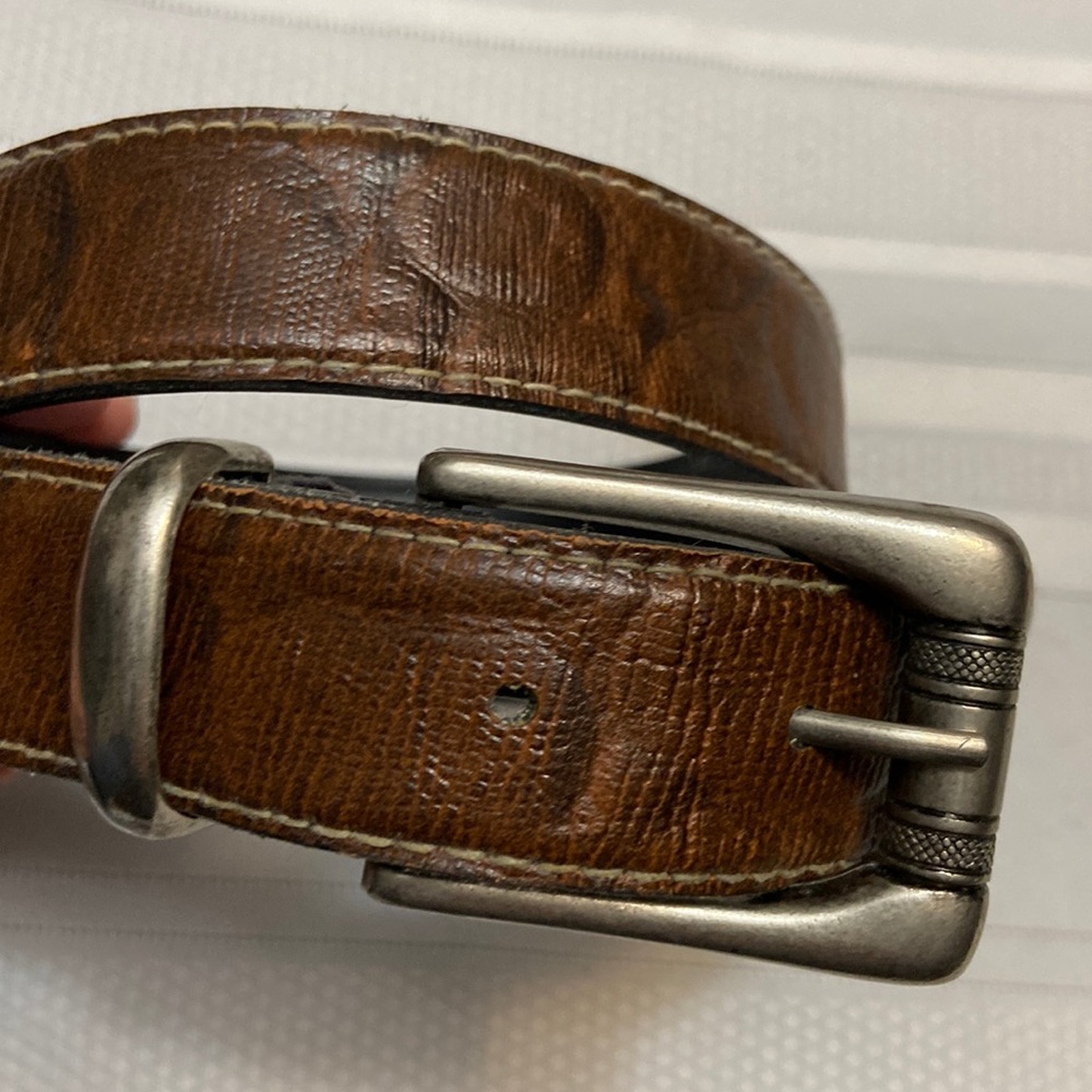 Brown Animal Print Womens Belt With Pewter Colored Buckle & Tip EUC size 30